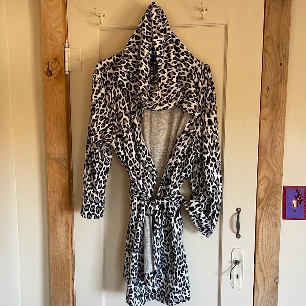 Blue Life Cheetah Print Swim Bath Robe Wrap